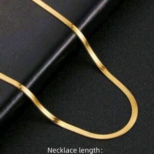 Elegant Gold Necklace